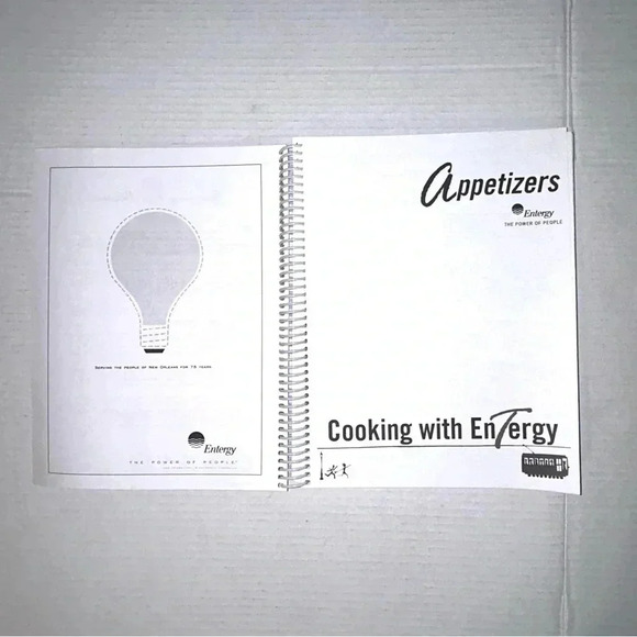 New Orleans From Woodstoves to Microwaves Cooking With Entergy (1997) Streetcar - Picture 5 of 10